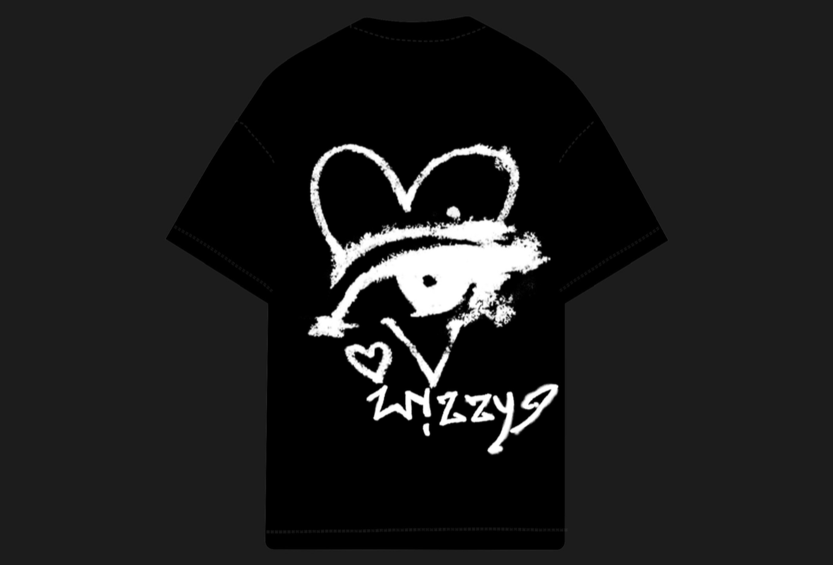 Wizzy "Heart Eye" Tee